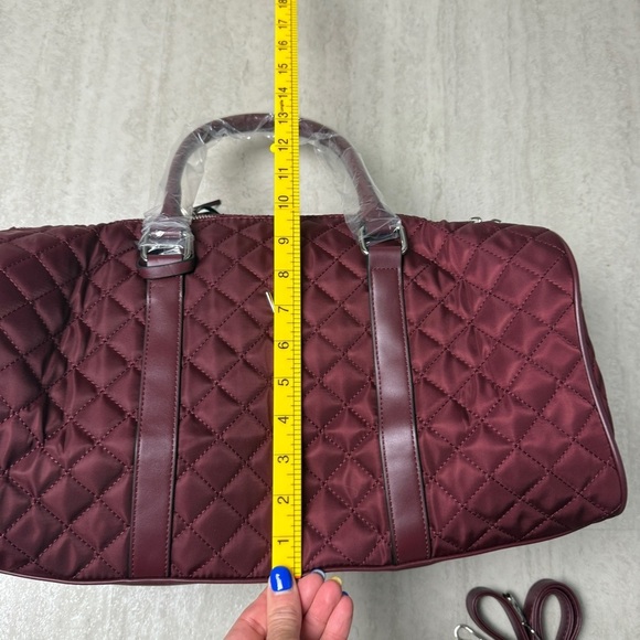 Vanessa Williams quilted duffle bag NWT - Picture 9 of 14